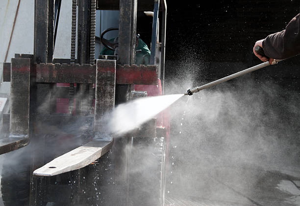 Best Machinery and Equipment Cleaning  in Hopkins, MN